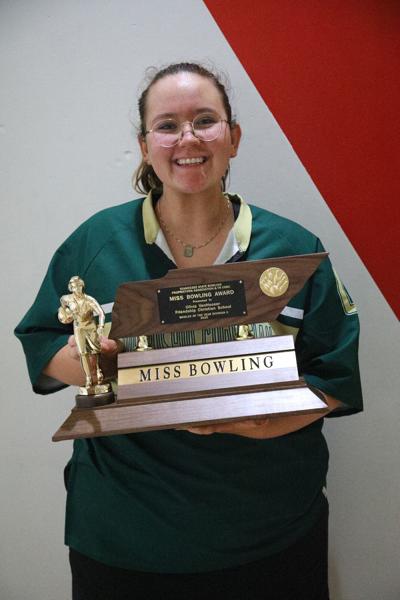 VanHooser named Miss Bowling