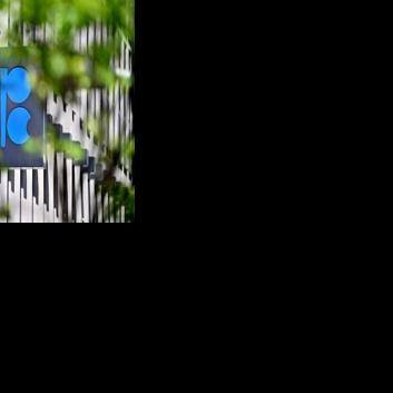 Stocks turn lower as traders eye US data for Fed signals