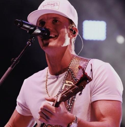 Rising country star McCollum to headline Ally 400 pre-race concert at Nashville Superspeedway