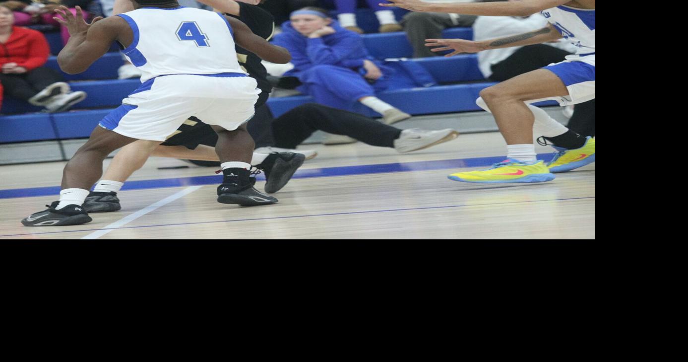 Blue Devils roll past Bears in finale