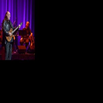 Memphis soul guitarist Steve Cropper dead at 84