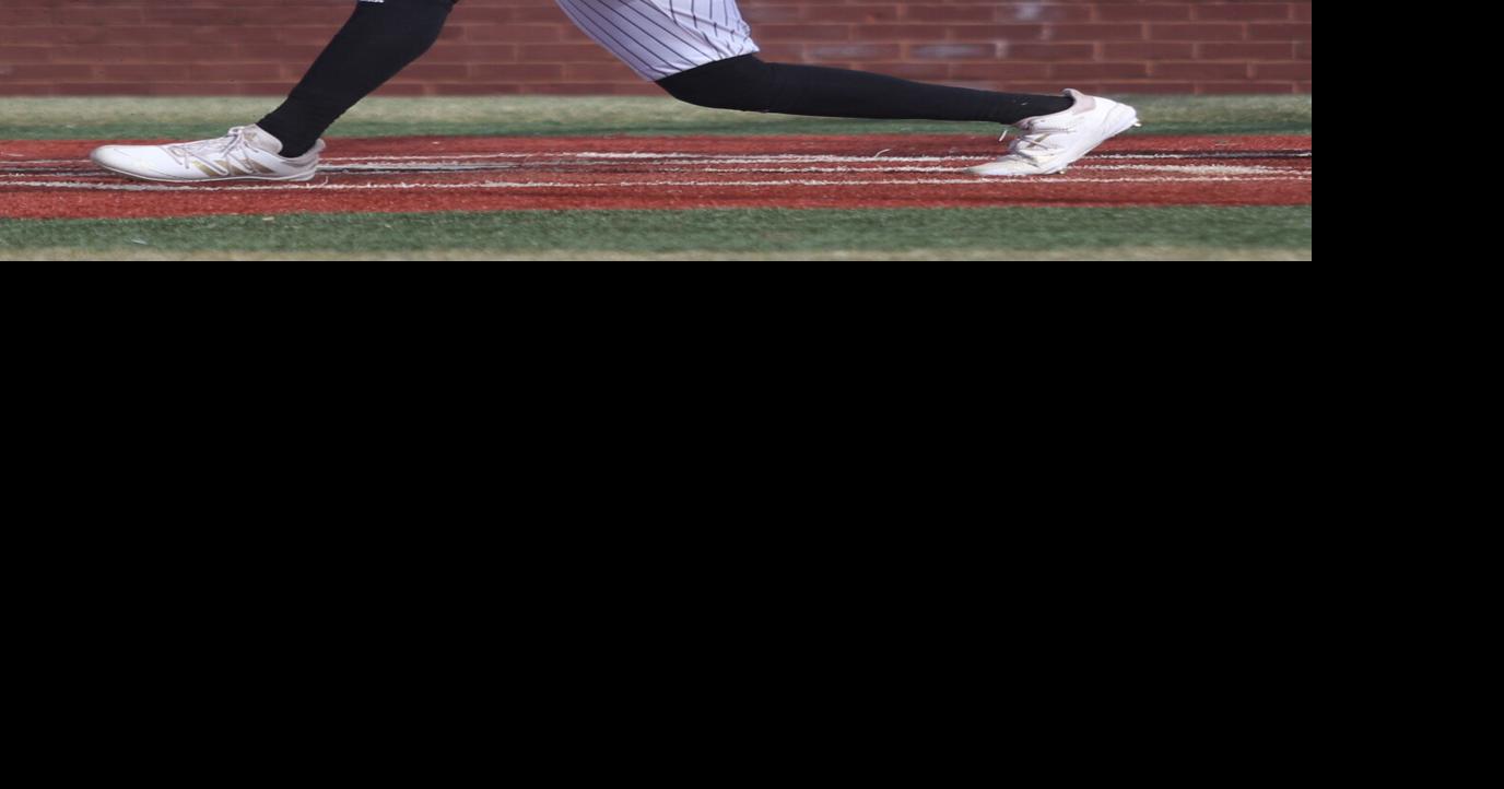 Phoenix split doubleheader, go 2-1 on opening weekend | Sports ...
