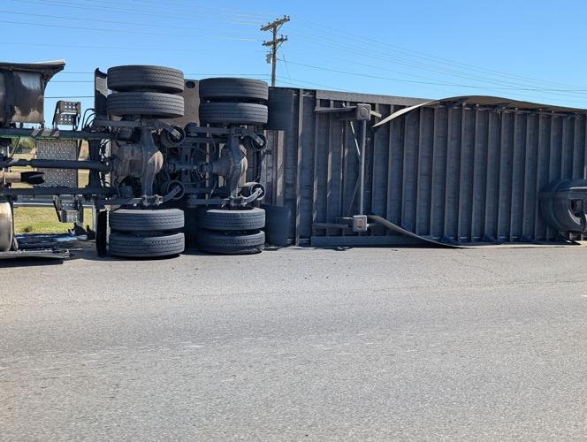 Semi truck undercarriage