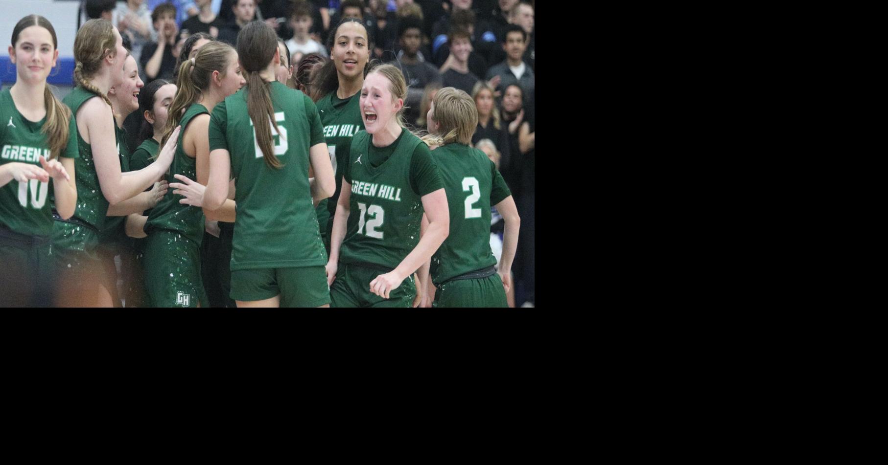 Lady Hawks overtake Lebanon, move to 18-0