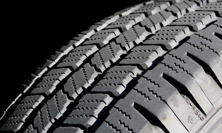 Judge rejects summary judgment bid in tire failure suit