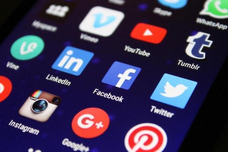 SocialMedia.jpg