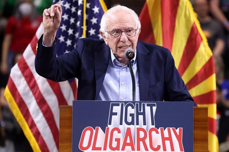 Bernie_Sanders_Fight_Oligarchy_rally,_Tempe,_Arizona_Wiki_Bernie_Sanders.jpg