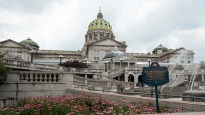 pennsylvania-capitol-fountain-view.png