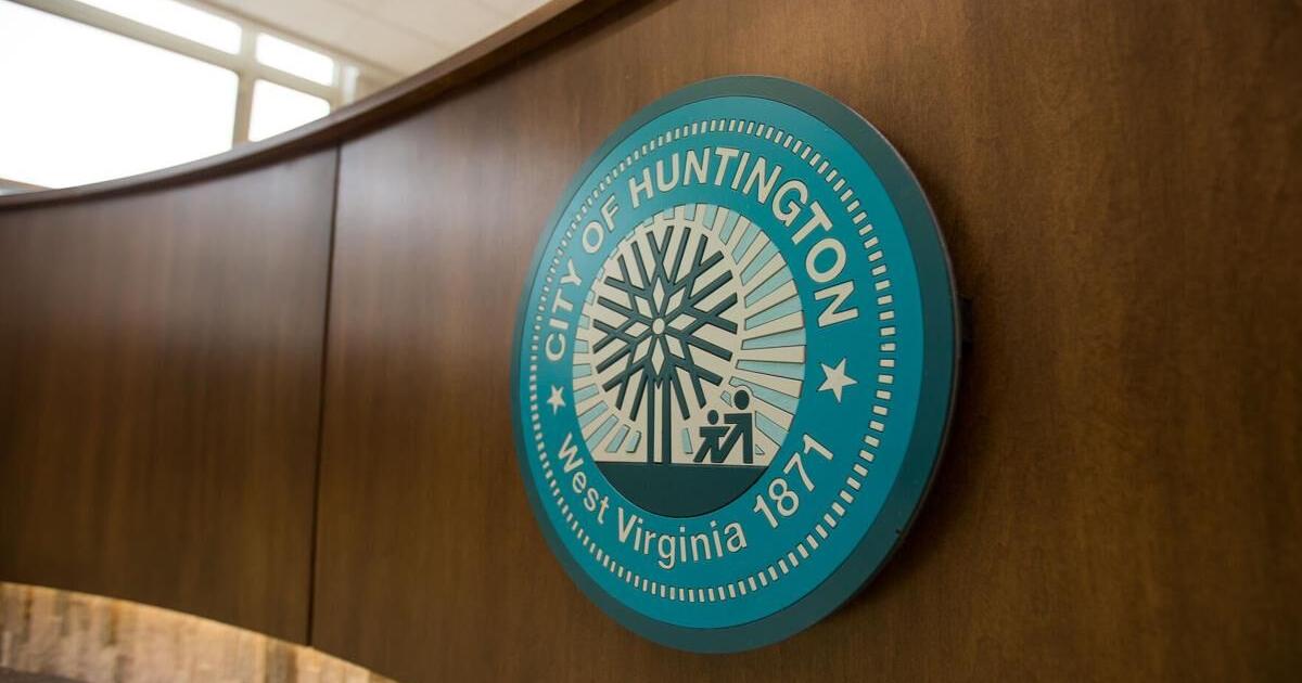 Huntington man sues city over Flock surveillance contract