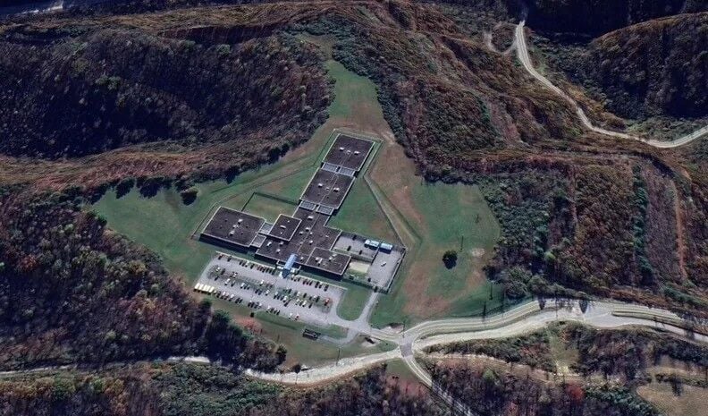 SouthwesternRegionalJailWV.jpg