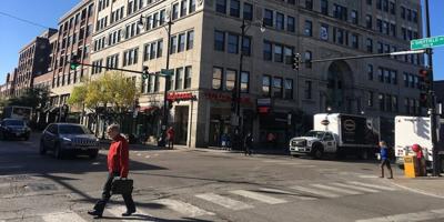 Chicago street crossing