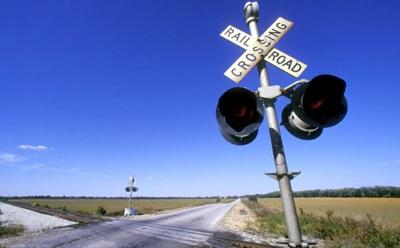 RailroadCrossing.jpg