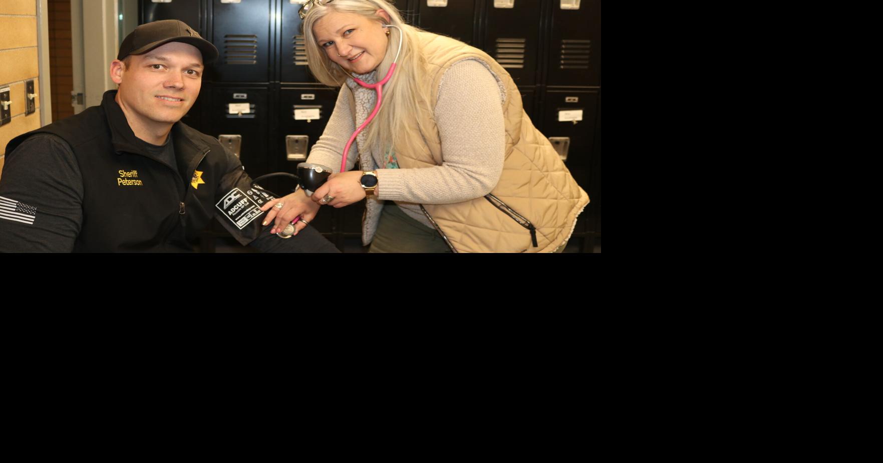 Paramedic teams up with sheriff in innovative healthcare program | News ...