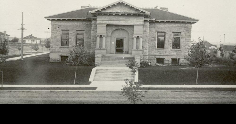 LEWISTOWN LIBRARY Lewistown Carnegie Library and how it came to be