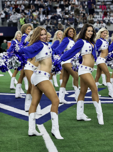 Dallas Cowboy Cheerleaders COPYRIGHT RESTRICTED