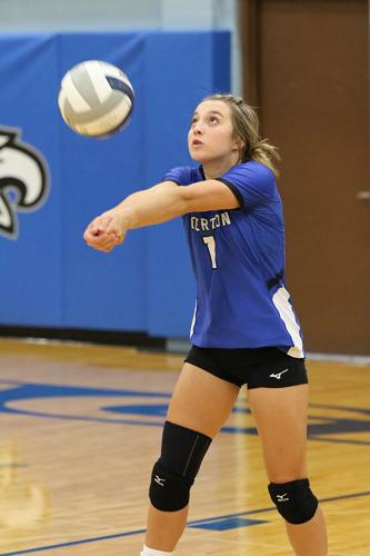 Overton volleyball hosts triangular with Pleasanton and Loomis