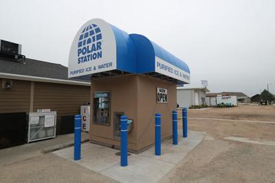 Commissioners approve permit for ice and water vending machine at the Nautical Rose