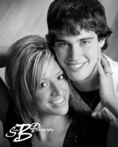 Elizabeth Marie Van Kirk and Mitchell Daniel Hervert to exchange vows 