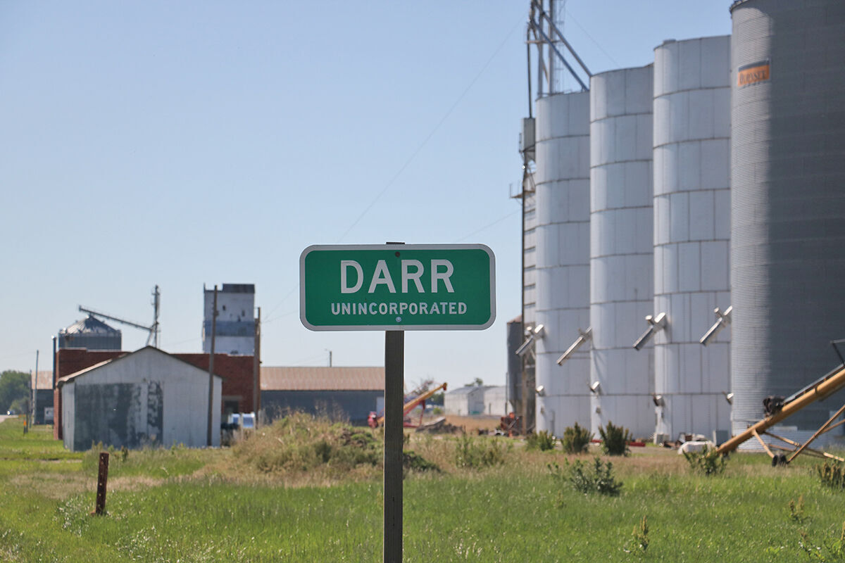 110522-lex-news-Darr1.jpg