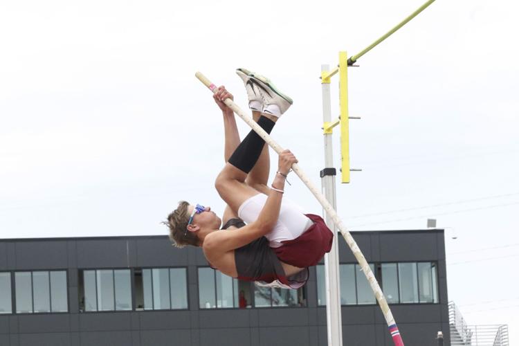 Hi-Line's Cooper Knackstedt Class C pole vault