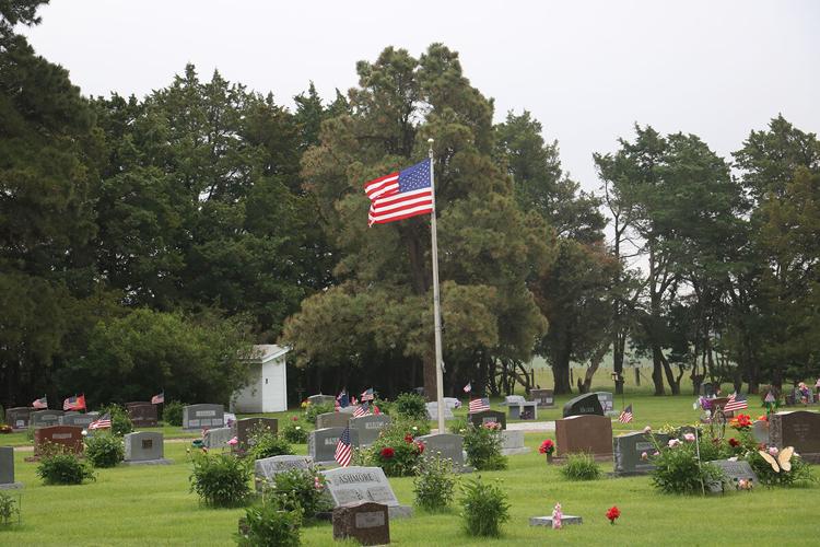 Local communities take time to celebrate Memorial Day
