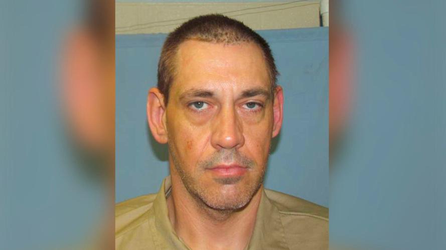 Here's what 911 audio reveals about Vicky White's final moments before being captured -- and the questions it raises