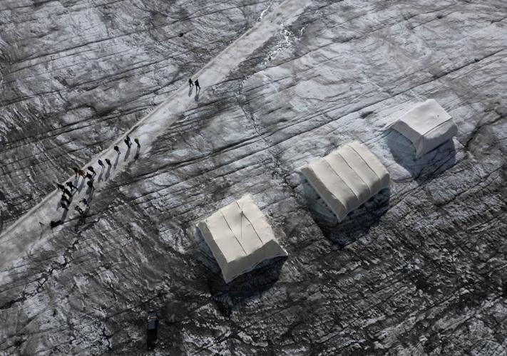 CLIMATE-CHANGE/SWISS-GLACIER