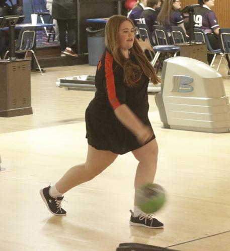 122124-lex-sports-bowling-lex-p4