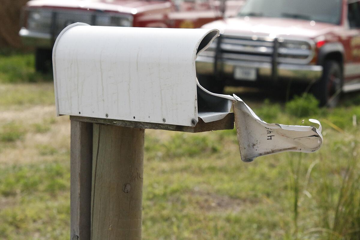 Dawson County Sheriff investigating damaged mailboxes north of Overton
