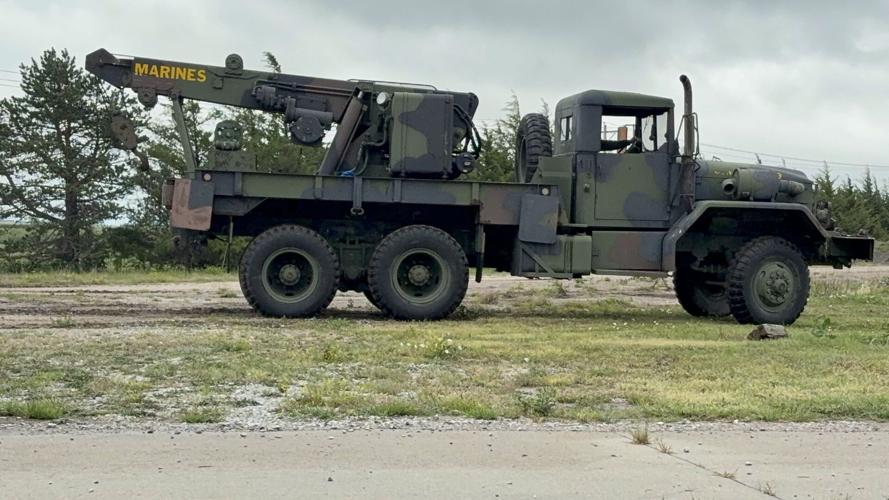M543 wrecker
