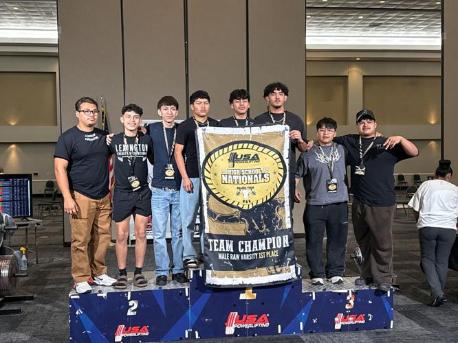 Lexington boys powerlifters win national title