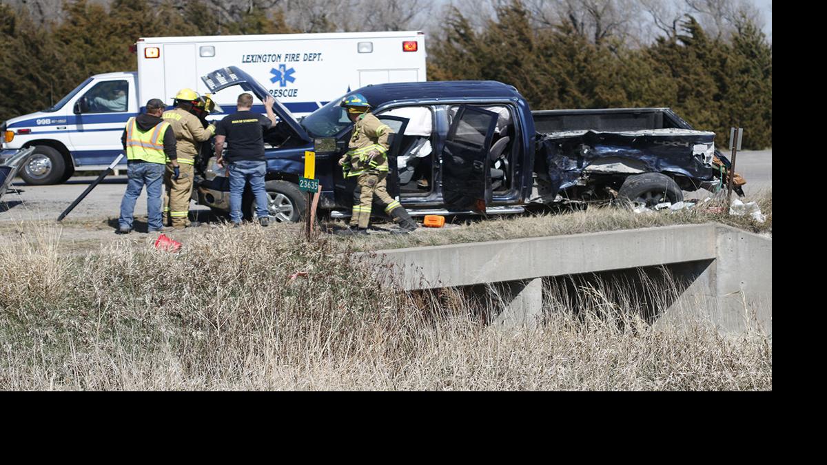 Two pickup accident near Lexington sends five to the hospital, Highway