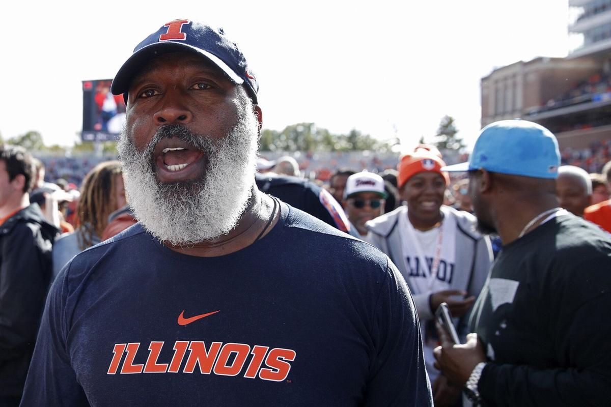 The University of Illinois announced Sunday that it has cut ties with Lovie Smith.