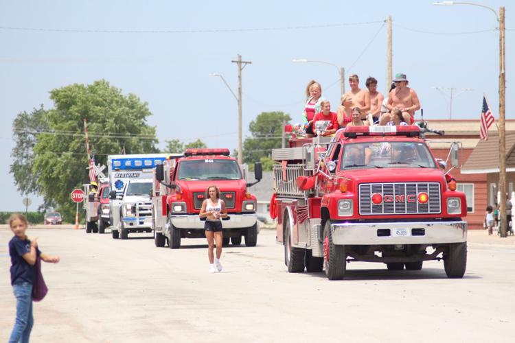 070123-lex-news-bertrand-parade92.JPG