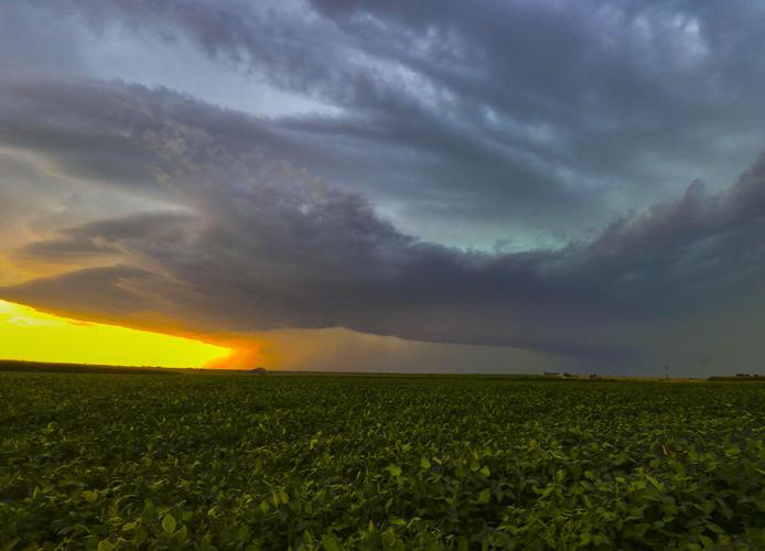 McCooksupercellHDR (1).jpg