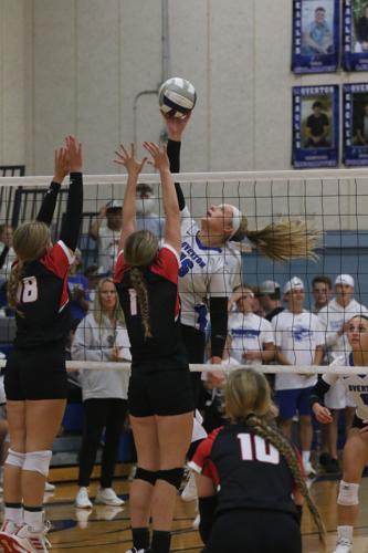 102823-lex-sports-overton-vb20231023_0001.JPG