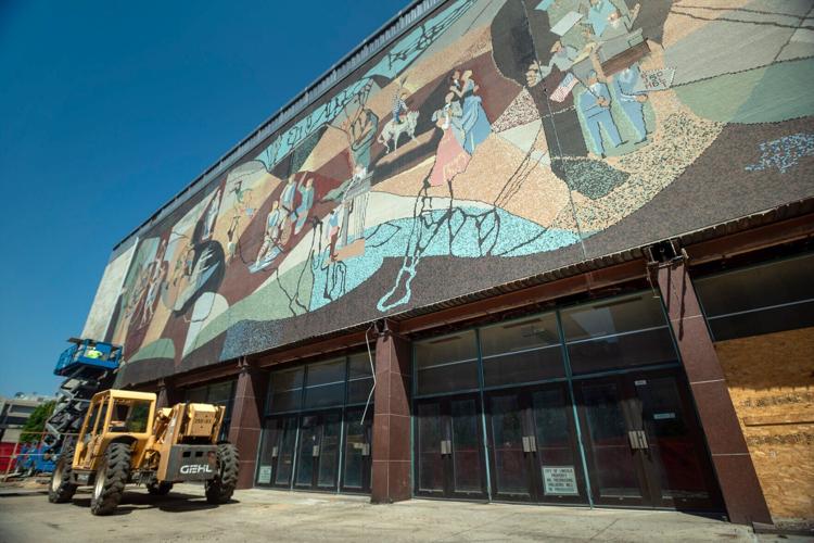 Pershing Center mural, 7.20