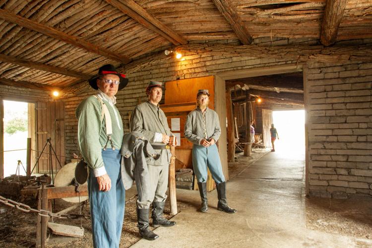 070426-owh-new-stateparks-HANDOUT-1.jpg, fort kearny