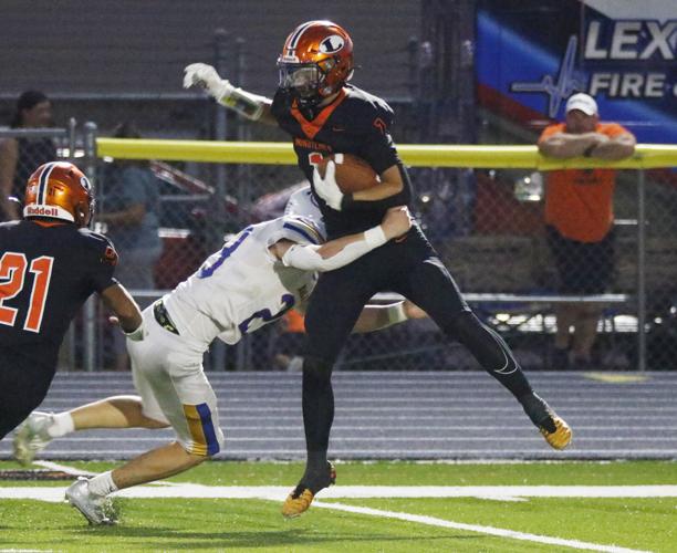 Evan Strom tackle