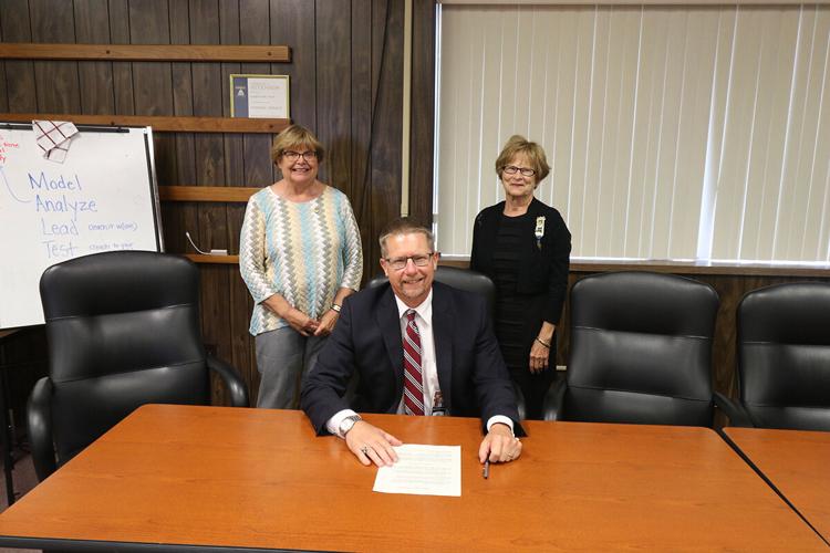 Native American, Constitution Proclamations signed by DAR, LPS, City of Lexington