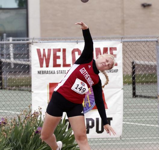 Halsey Thomalla shot put