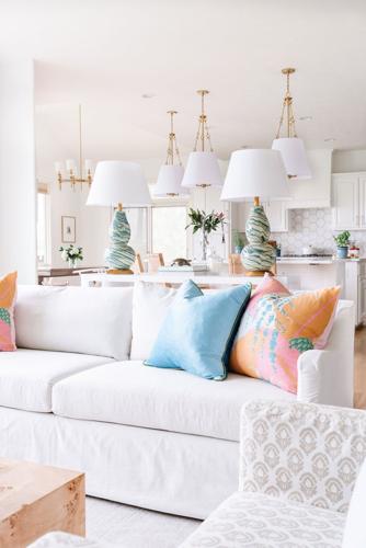 022022-owh-liv-whitehouse-p6