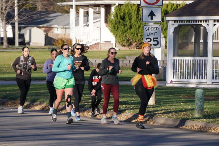 111924-lex-new-turkey-trot-5k-p4.JPG