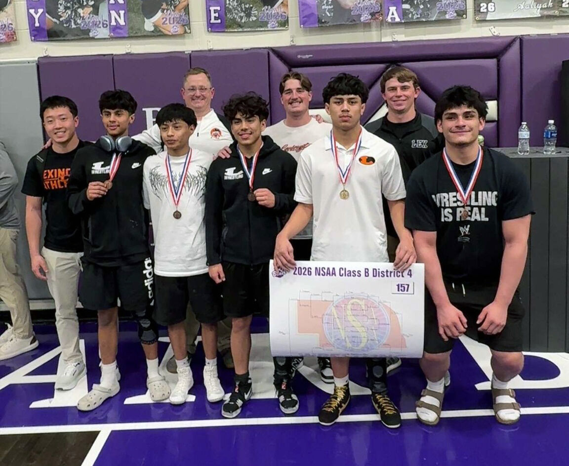 Lexington boys wrestling takes 5 to state