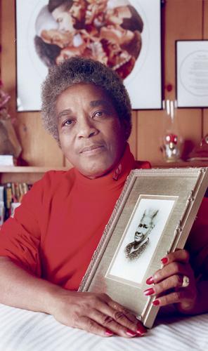 Milele Chikasa Anana