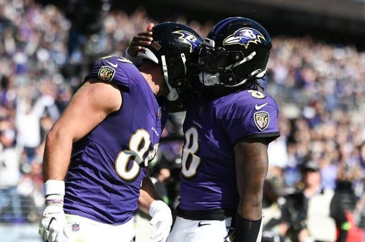 Baltimore Ravens tight end Mark Andrews (89) celebrates with quarterback Lamar Jackson (8) after socking a \2aq\touchdown against the Detroit Lions at M&T Bank Stadium in Baltimore on Oct. 22, 2023.