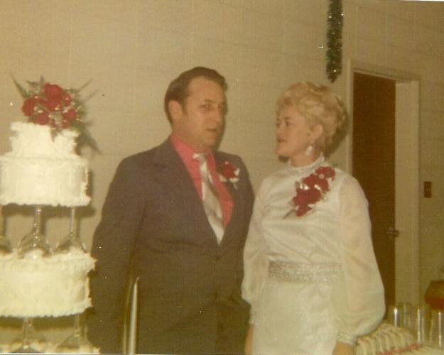 010922-owh-iv-75wedding-pic-p6