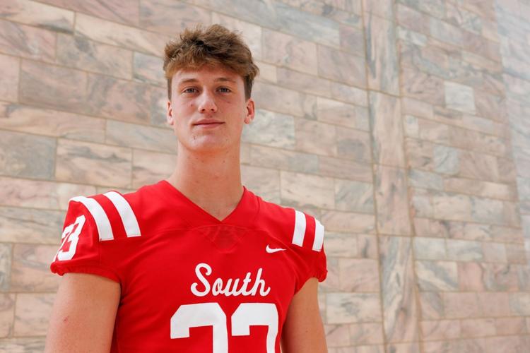 080724-owh-spo-supersix-football-12.JPGOMA0043179704