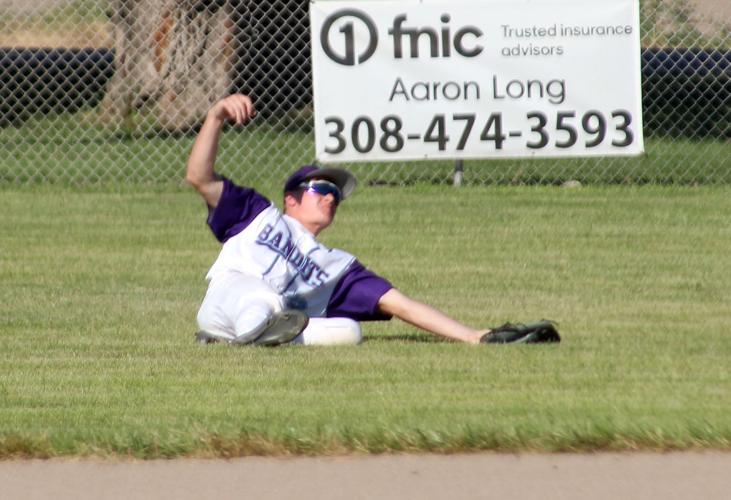 Overton juniors' season ends against Ravenna