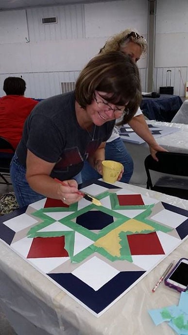 A Passion For Barn Quilts Blossoming In Cozad News Lexch Com